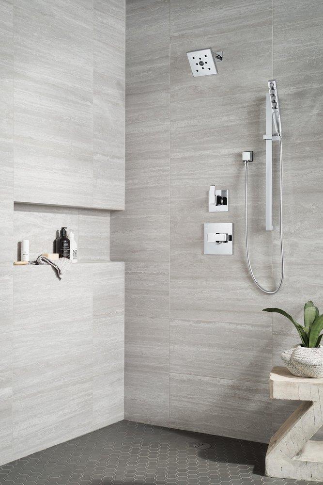 Delta Faucet Lumicoat® Chrome Multi Function Hand Shower 