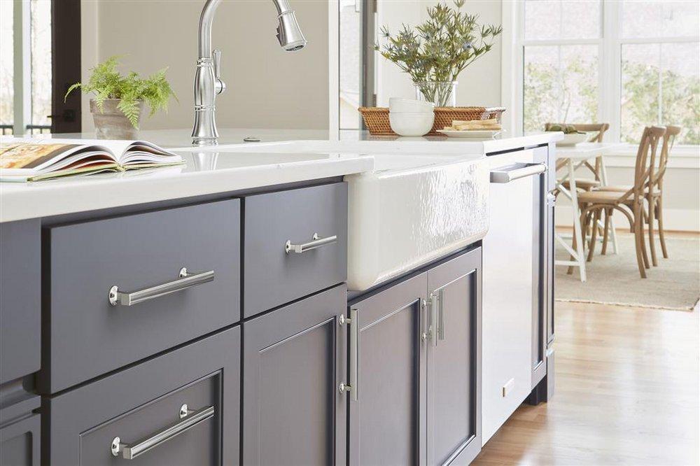 EVERETT 3 76 MM CENTER-TO-CENTER POLISHED CHROME CABINET PULL 
