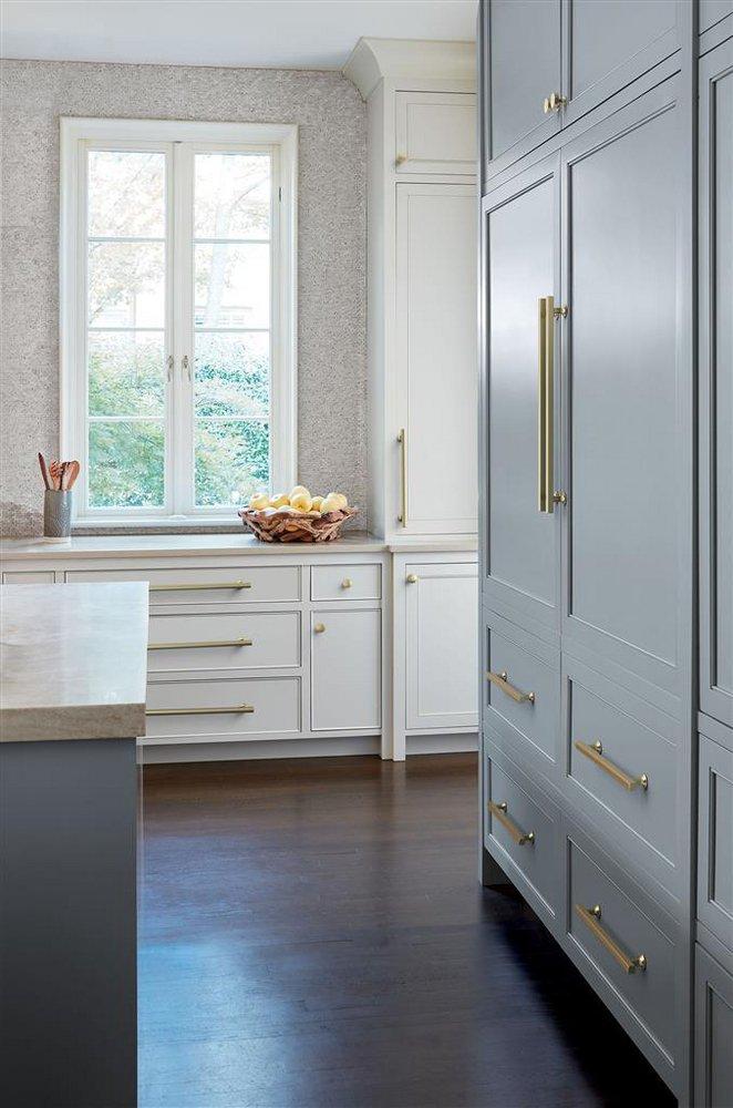 EVERETT 12 305 MM CENTER-TO-CENTER GOLDEN CHAMPAGNE CABINET APPLIANCE PULL 