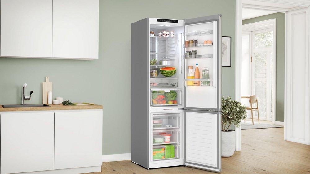 24 FREE-STANDING COUNTER DEPTH TWO DOOR BOTTOM FREEZER REFRIGERATOR 