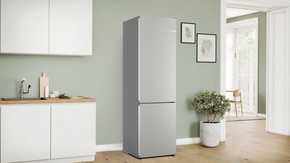 24 FREE-STANDING COUNTER DEPTH TWO DOOR BOTTOM FREEZER REFRIGERATOR 