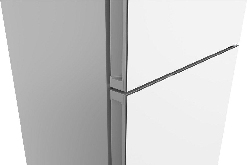 24 FREE-STANDING COUNTER DEPTH TWO DOOR BOTTOM FREEZER REFRIGERATOR WITH ICE MAKER AND INTERNAL WATER DISPENSER 