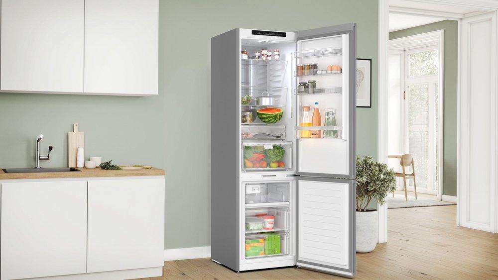 24 FREE-STANDING COUNTER DEPTH TWO DOOR BOTTOM FREEZER REFRIGERATOR WITH ICE MAKER AND INTERNAL WATER DISPENSER 