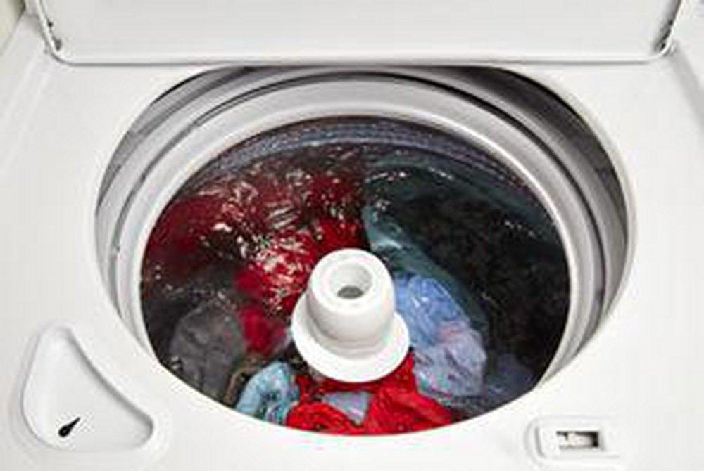 Amana White 27-1/2 x 44 x 27 in. 20A 3.80 cu. ft. Top Load Washer 