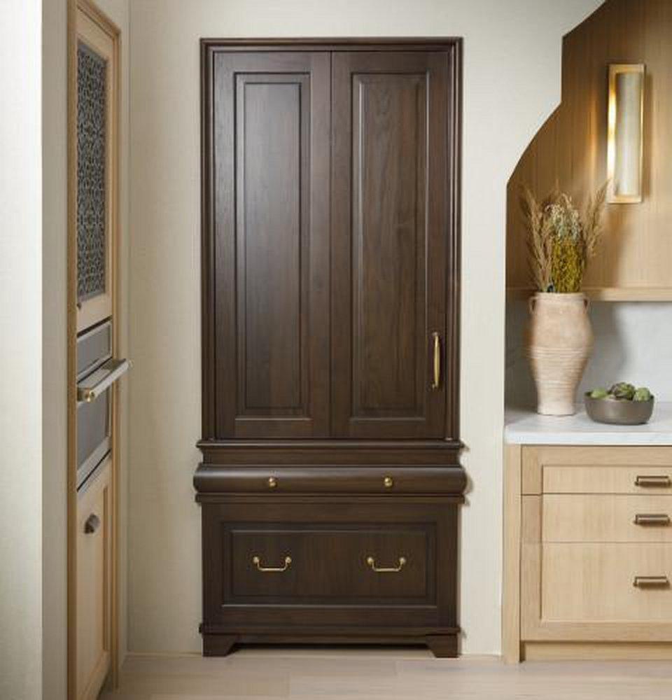 Monogram&reg; Panel Ready 20.1 cu. ft. Bottom Mount Freezer Refrigerator 