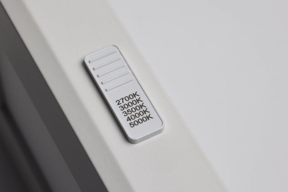 BLINK PRO - 42 WATT; 5.5 IN. X 48 IN.; SURFACE MOUNT LED; CCT SELECTABLE; 90 CRI; WHITE FINISH; 120/277 VOLT; RECTANGULAR SHAPE 