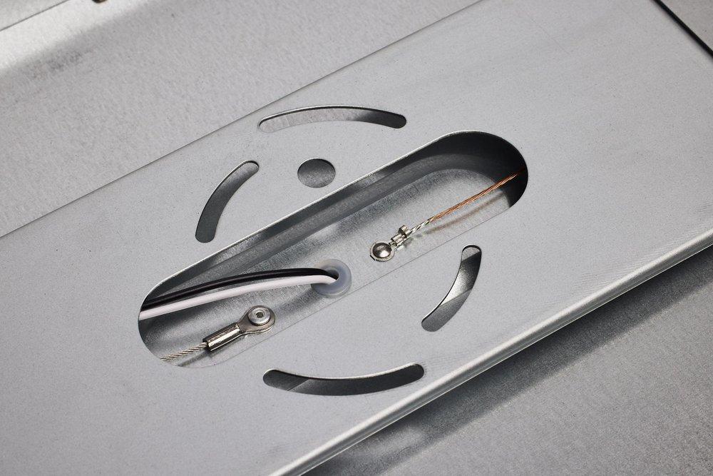 BLINK PRO - 24 WATT; 12 IN. X 24 IN.; SURFACE MOUNT LED; CCT SELECTABLE; 90 CRI; WHITE FINISH; 120/277 VOLT; RECTANGULAR SHAPE 