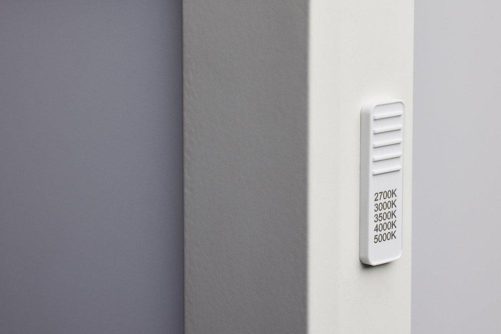 BLINK PRO - 47 WATT; 24 IN.; X 24 IN.; SURFACE MOUNT LED; CCT SELECTABLE; 90 CRI; WHITE FINISH; 120/277 VOLT; SQUARE SHAPE 