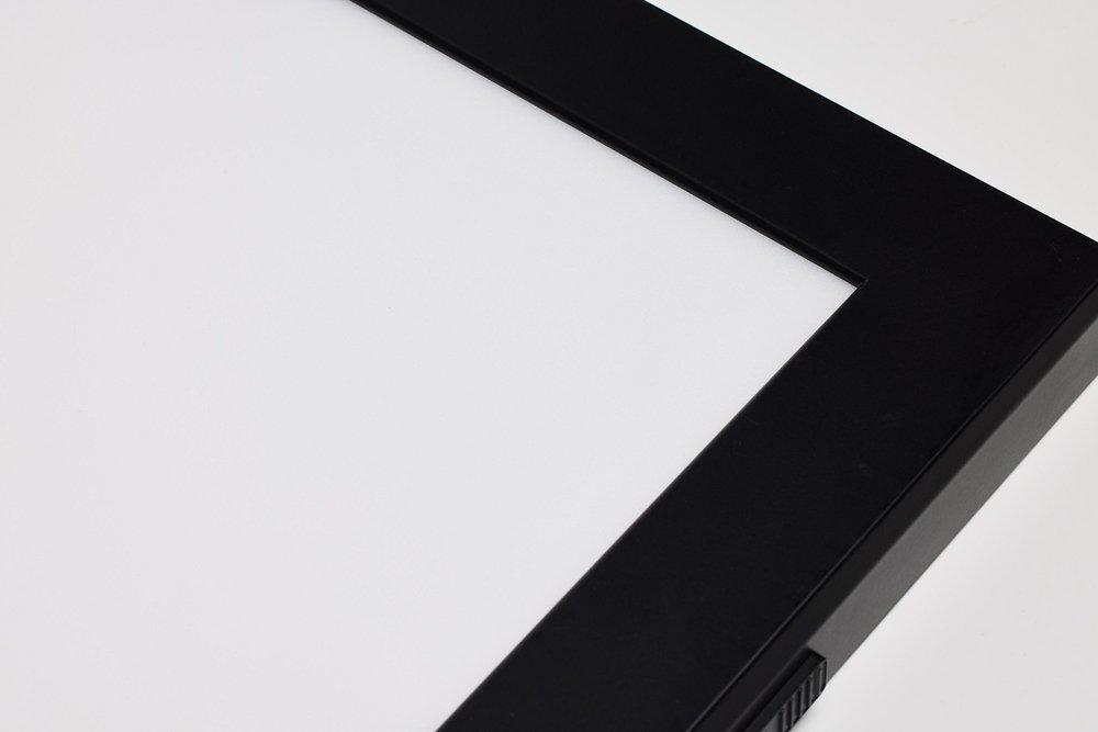 BLINK PRO - 47 WATT; 12 IN. X 48 IN.; SURFACE MOUNT LED; CCT SELECTABLE; 90 CRI; BLACK FINISH; 120/277 VOLT; RECTANGULAR SHAPE 