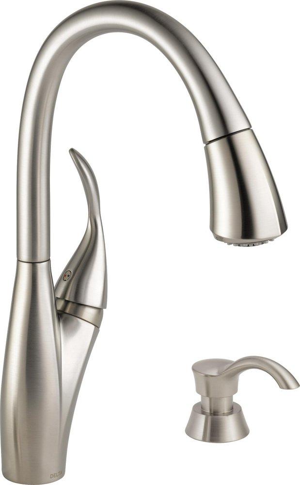 DELTA BERKLEY SINGLE HANDLE PULL-DOWN KITCHEN FAUCET WITH MAGNATITE AND SOAP DISPENSER 