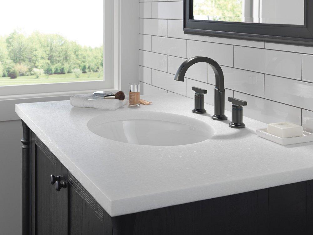 Two Handle Widespread Bathroom Sink Faucet in Matte Black 