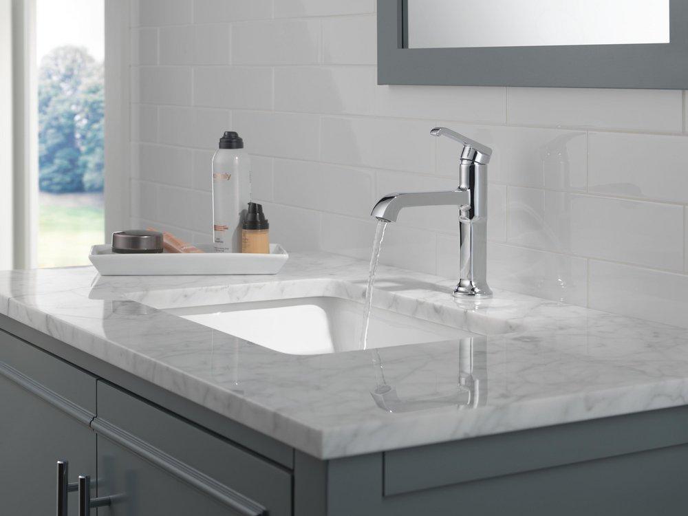 DELTA TETRA SINGLE HANDLE BATHROOM FAUCET 