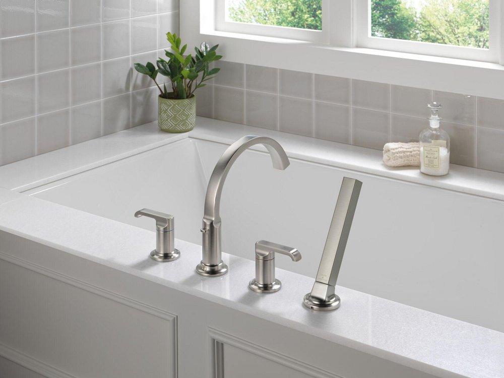 DELTA TETRA ROMAN TUB HANDLES - LEVER 