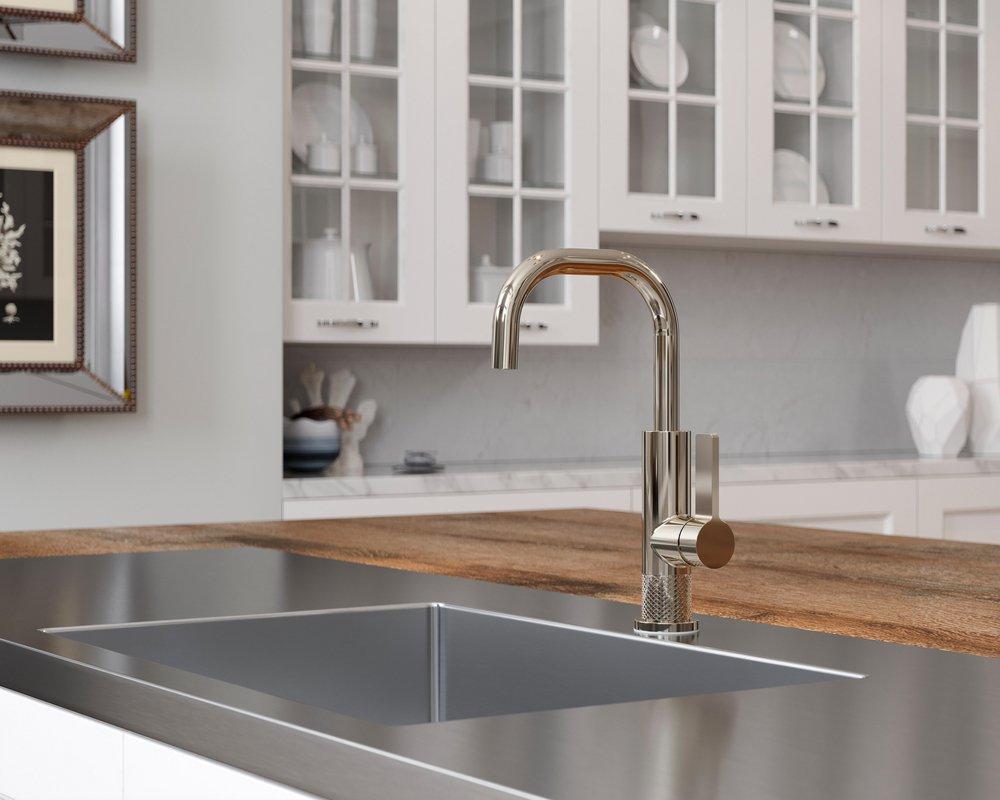 Single Handle Lever Bar Faucet in Polished Nickel 
