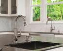 Single Handle Lever Bar Faucet in Polished Chrome 