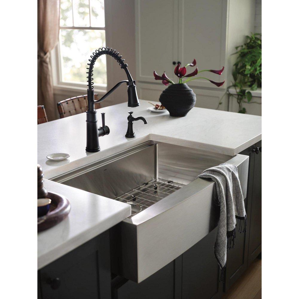 STAINLESS KITCHEN FAUCET 