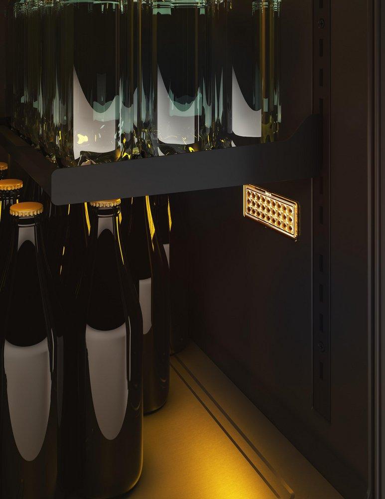 24 in. Single Zone Under Cabinet Kegerator & Beverage Cooler in Stainless Steel with Reversible Door 