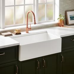 33 in. Single Bowl Fireclay Apron Kitchen Sink in White