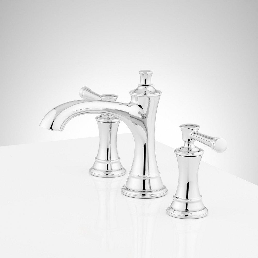 Two Handle Widespread Bathroom Sink Faucet in Chrome 