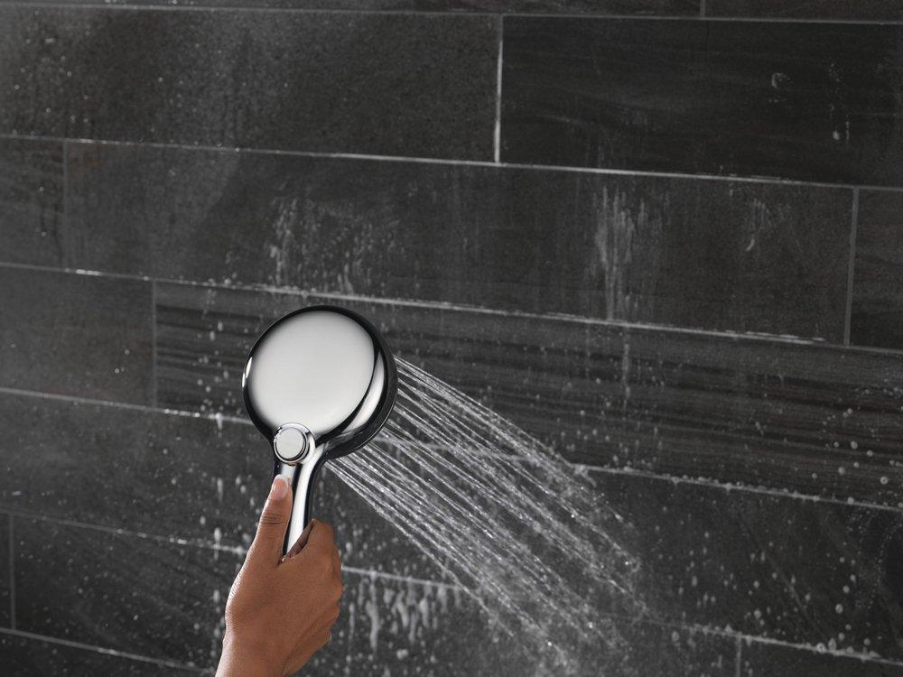 DELTA UNIVERSAL SHOWERING COMPONENTS: 7-SETTING SLIDE BAR HAND SHOWER WITH CLEANING SPRAY 