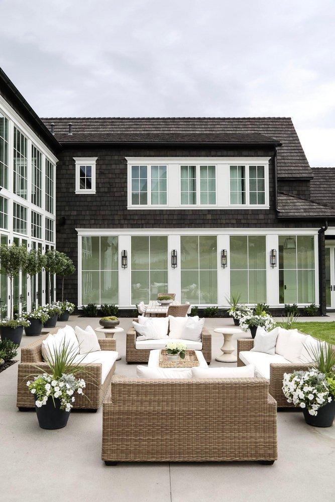 Troy Lighting Forged Iron 60W 4-Light 28-1/2 in. Outdoor Wall Sconce 