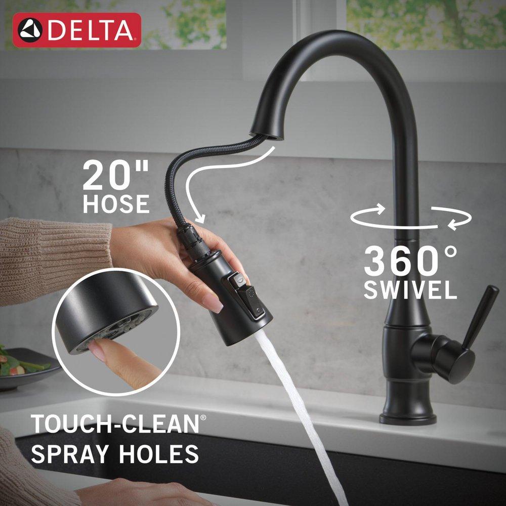 Single Handle Pull Down Kitchen Faucet with Soap Dispenser in Matte Black 