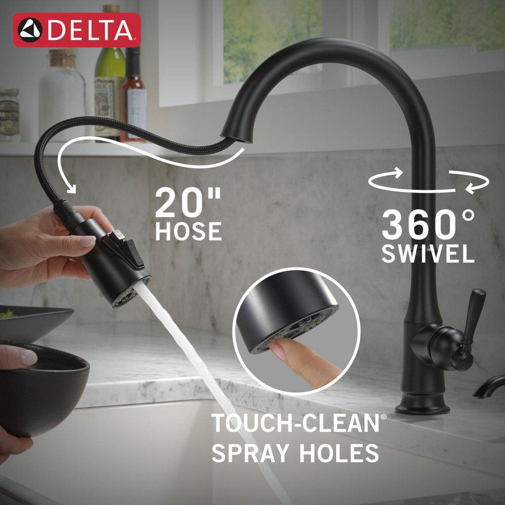 Delta Faucet Matte Black Single Handle Pull Down Kitchen Faucet 