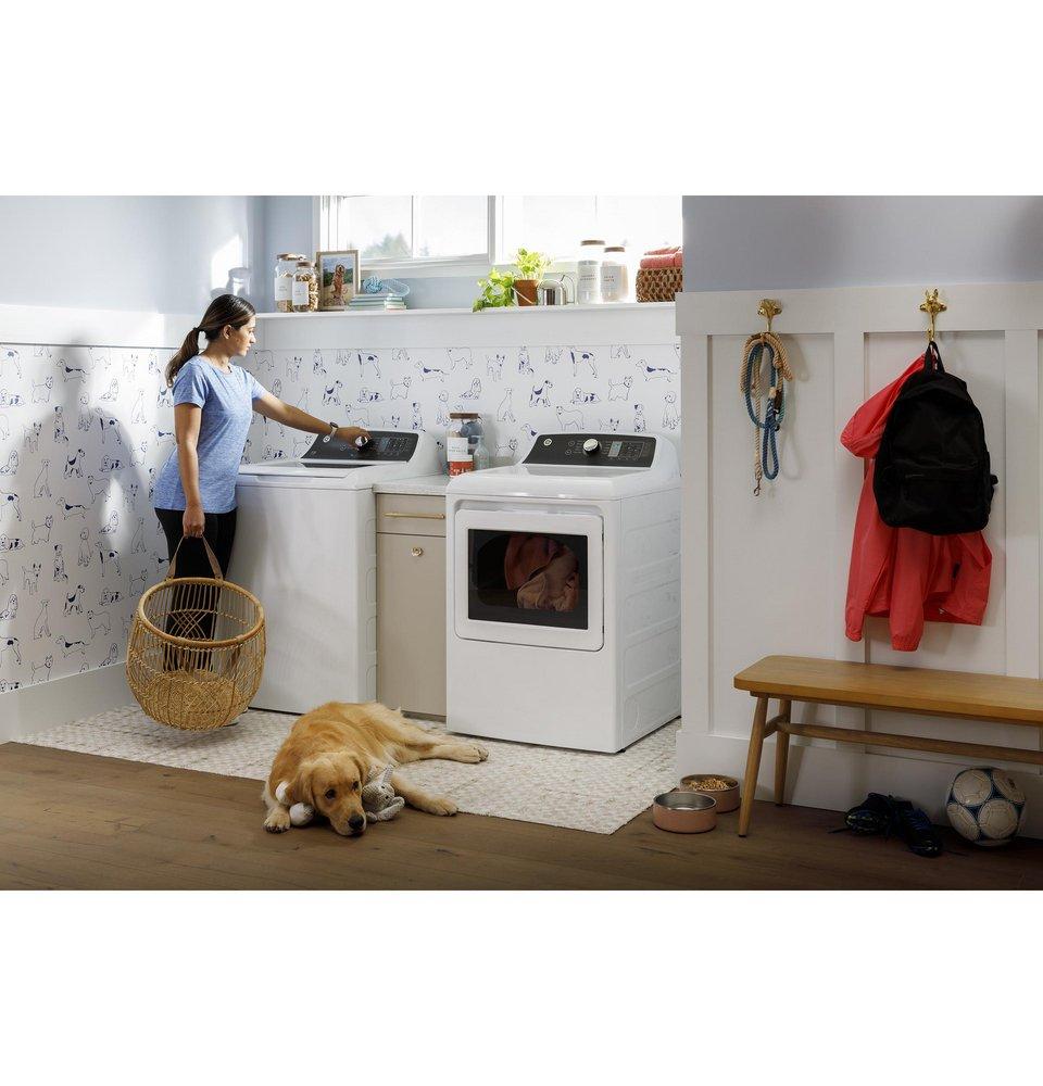 GE&reg; White 27 x 30-1/2 in. 7.4 cu. ft. 120V Gas Dryer 