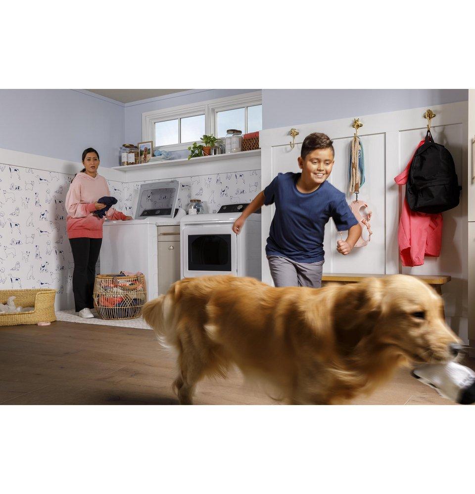 GE&reg; White 27 x 30-1/2 in. 7.4 cu. ft. 120V Gas Dryer 