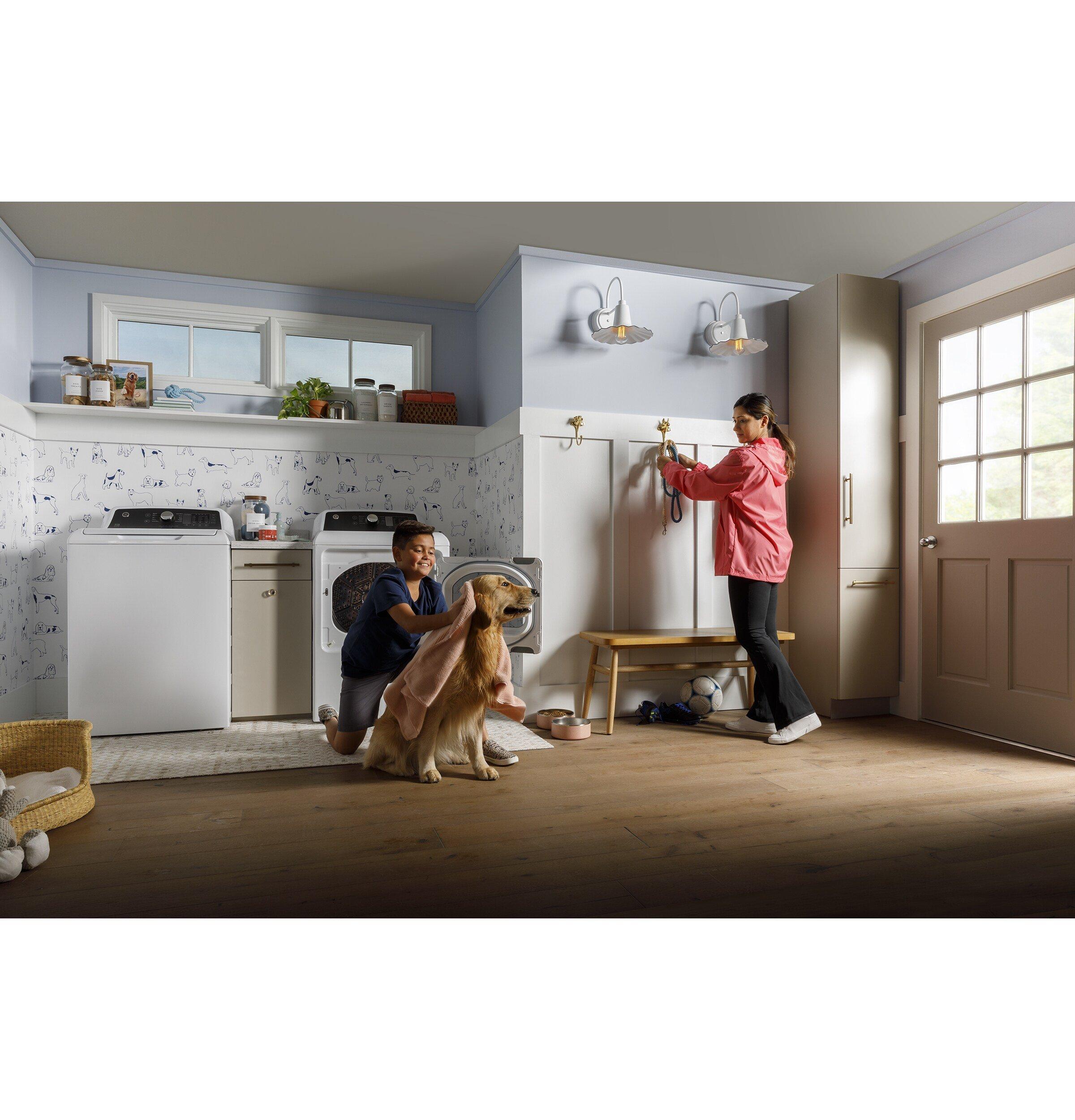 GE&reg; White 27 x 46 x 27 in. 10A 4.5 cu. ft. Top Load Washer 