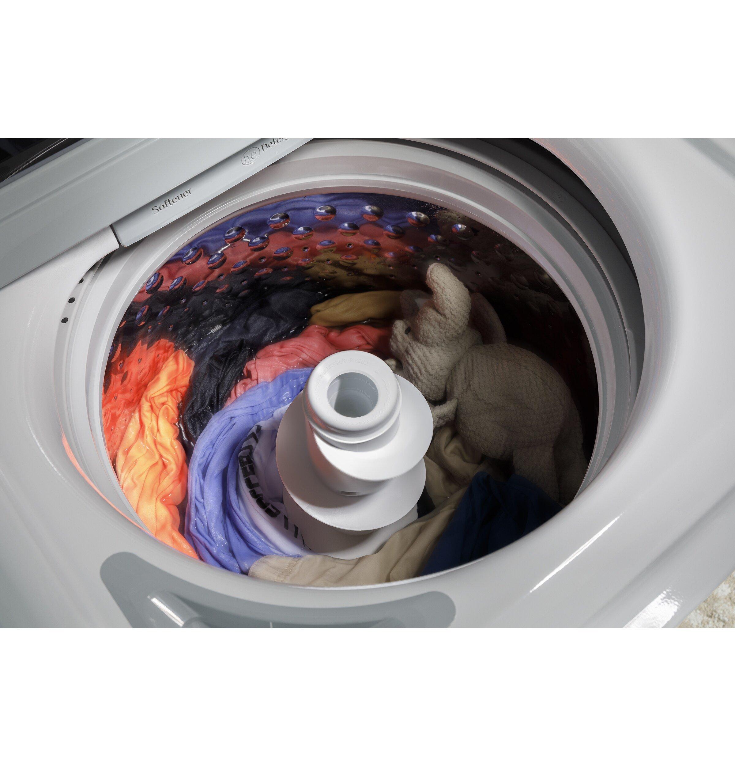 GE&reg; White 27 x 46 x 27 in. 10A 4.5 cu. ft. Top Load Washer 