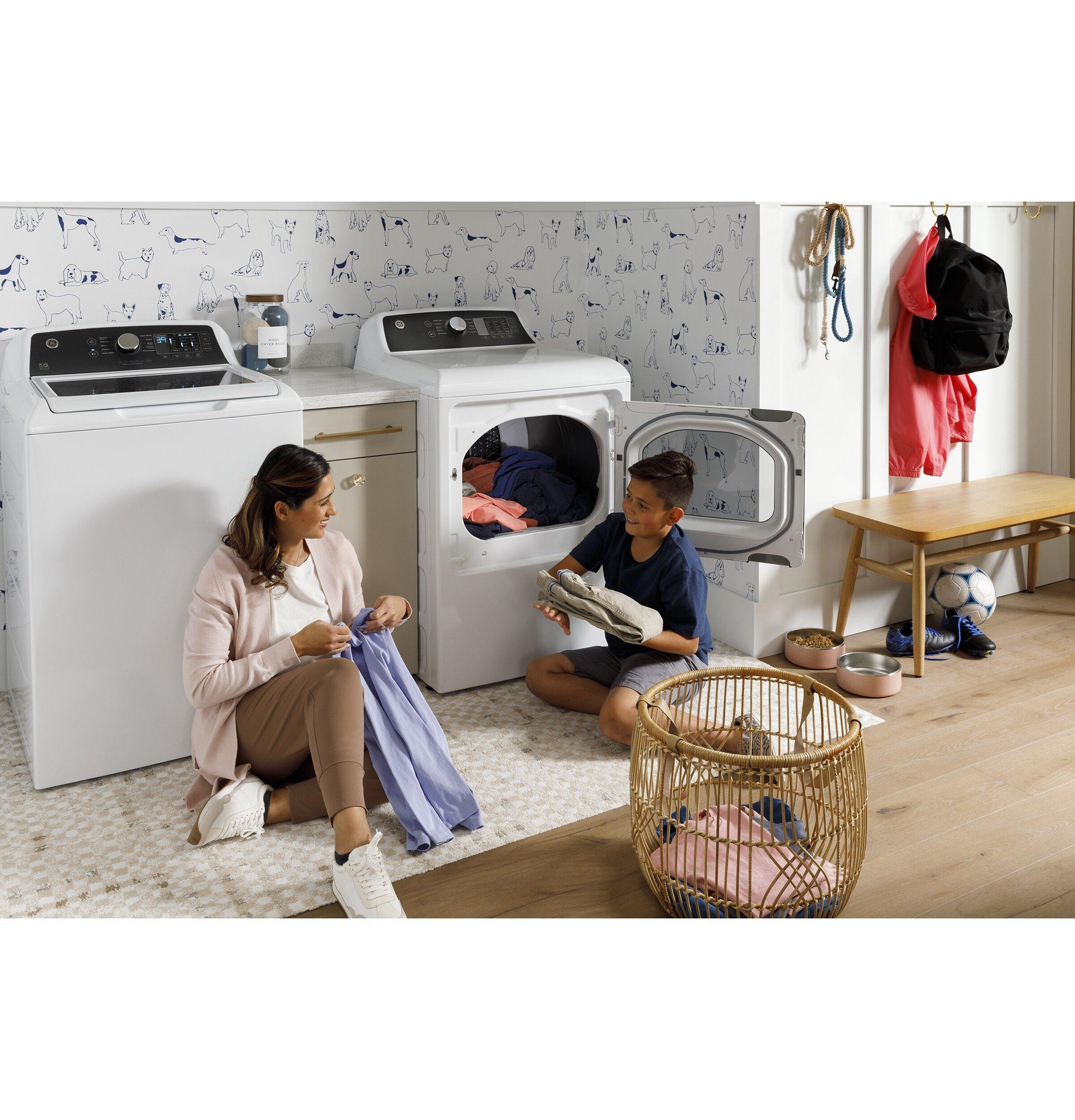 GE&reg; White 27 x 46 x 27 in. 10A 4.5 cu. ft. Top Load Washer 
