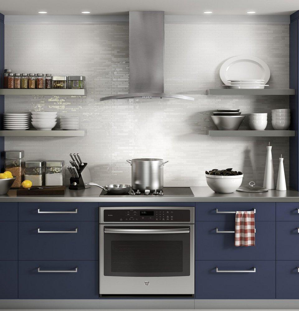 GE Profile&trade; Stainless Steel Wall Mount Chimney Range Hood in Stainless Steel 