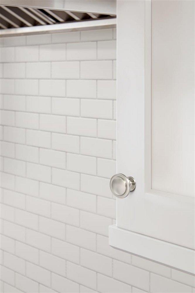 EVERYDAY TRANSITIONAL 1-3/16 IN 30 MM DIAMETER SATIN NICKEL CABINET KNOB SN 