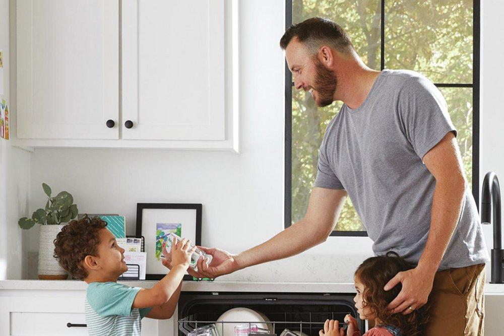 24 IN STAINLESS STEEL DISHWASHER 