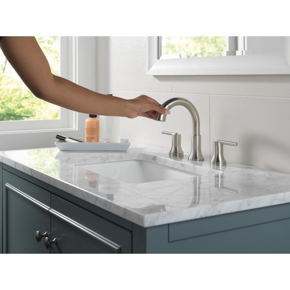Delta Faucet Brilliance Stainless Two Handle Widespread Bathroom Sink Faucet 