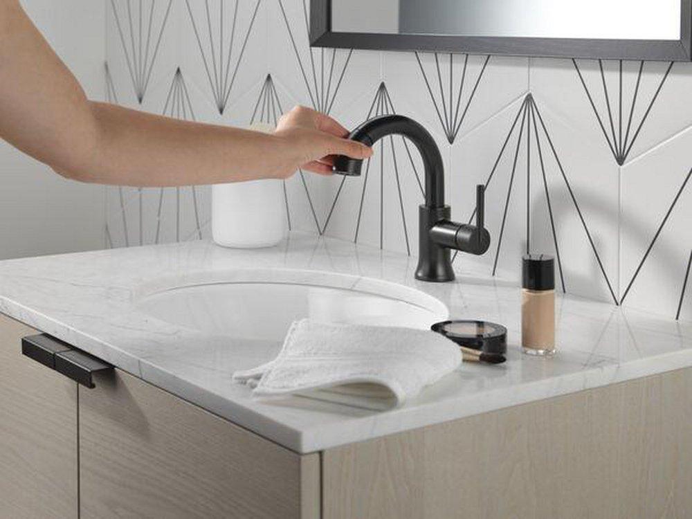 Delta Faucet Matte Black Single Handle Monoblock Bathroom Sink Faucet 