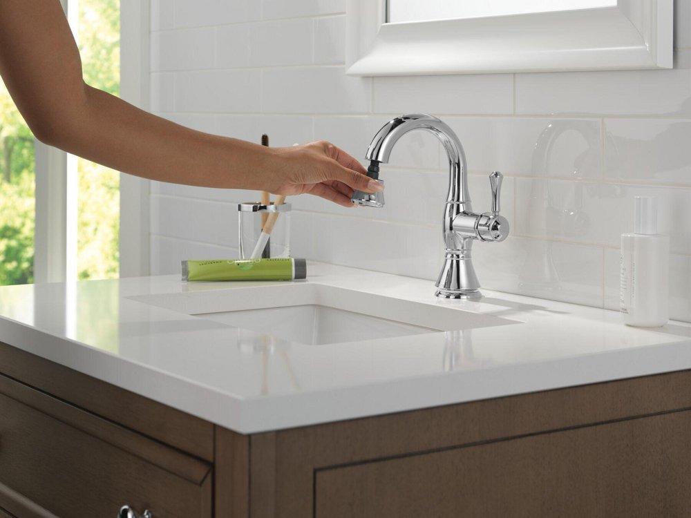 Delta Faucet Chrome Single Handle Monoblock Bathroom Sink Faucet 