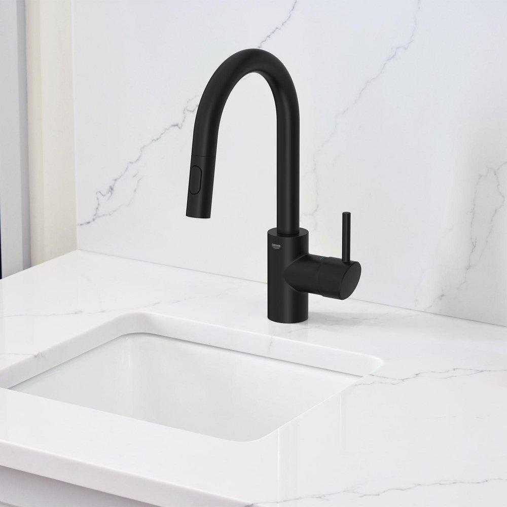GROHE Matte Black Single Handle Pull-down Bar Faucet 