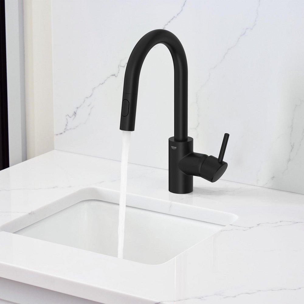 GROHE Matte Black Single Handle Pull-down Bar Faucet 