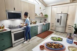KitchenAid Stainless Steel 29-7/8 in. 6.40 cu. ft. Induction Electric Slide-In Range 