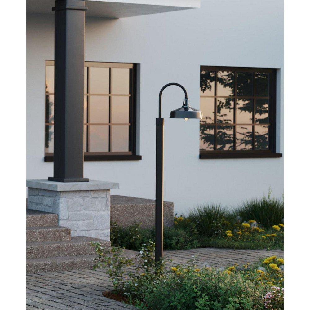 1-Light Wall Sconce in Black 