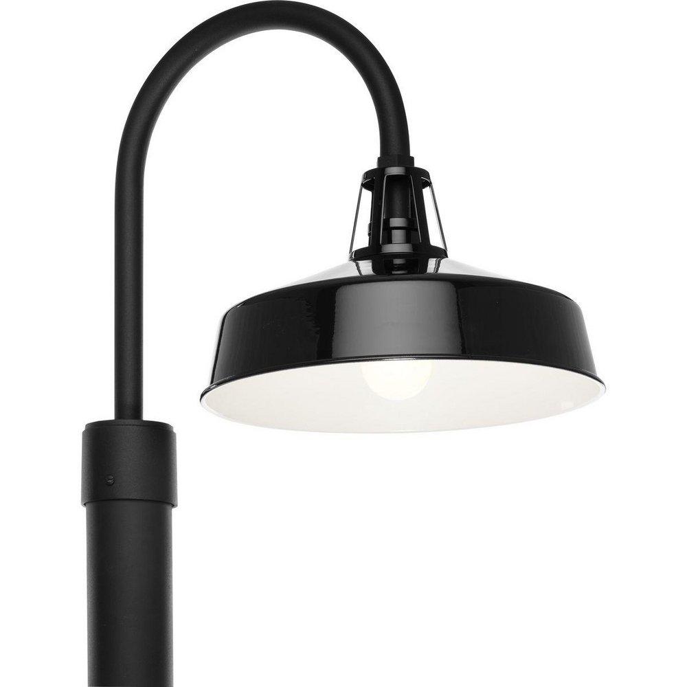 1-Light Wall Sconce in Black 