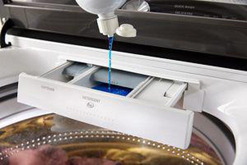 Whirlpool Volcano Black 27-3/8 in. 5.2 - 5.3 cu. ft. Top Load Washer with Removable Agitator 