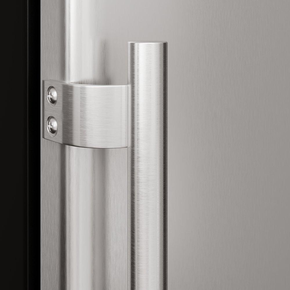 Edgestar Stainless Steel/Black Built-in Crescent Ice Maker in Stainless Steel/Black 