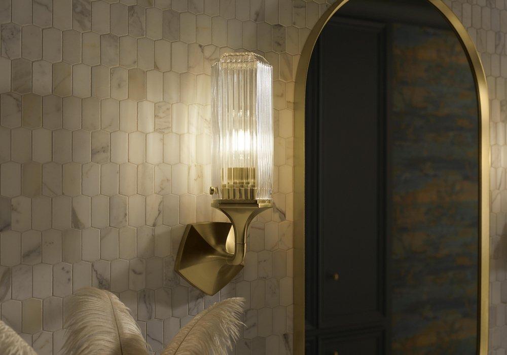 KOHLER ESSENTIAL CAPSULE MIRROR 