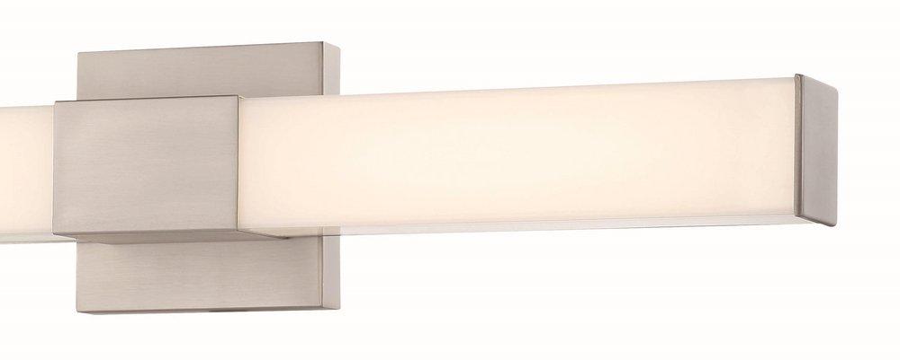 *CVR* VANTAGE 24 SQ SCONCE 