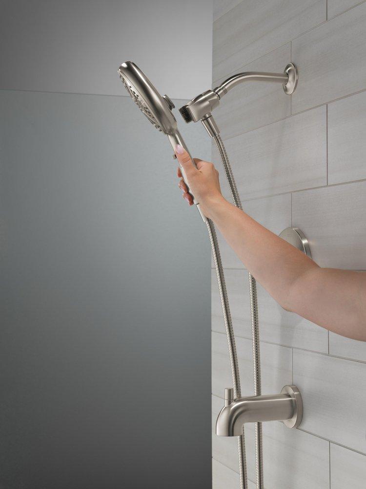 Delta Faucet Brilliance Stainless Single Handle Multi Function Bathtub & Shower Faucet 