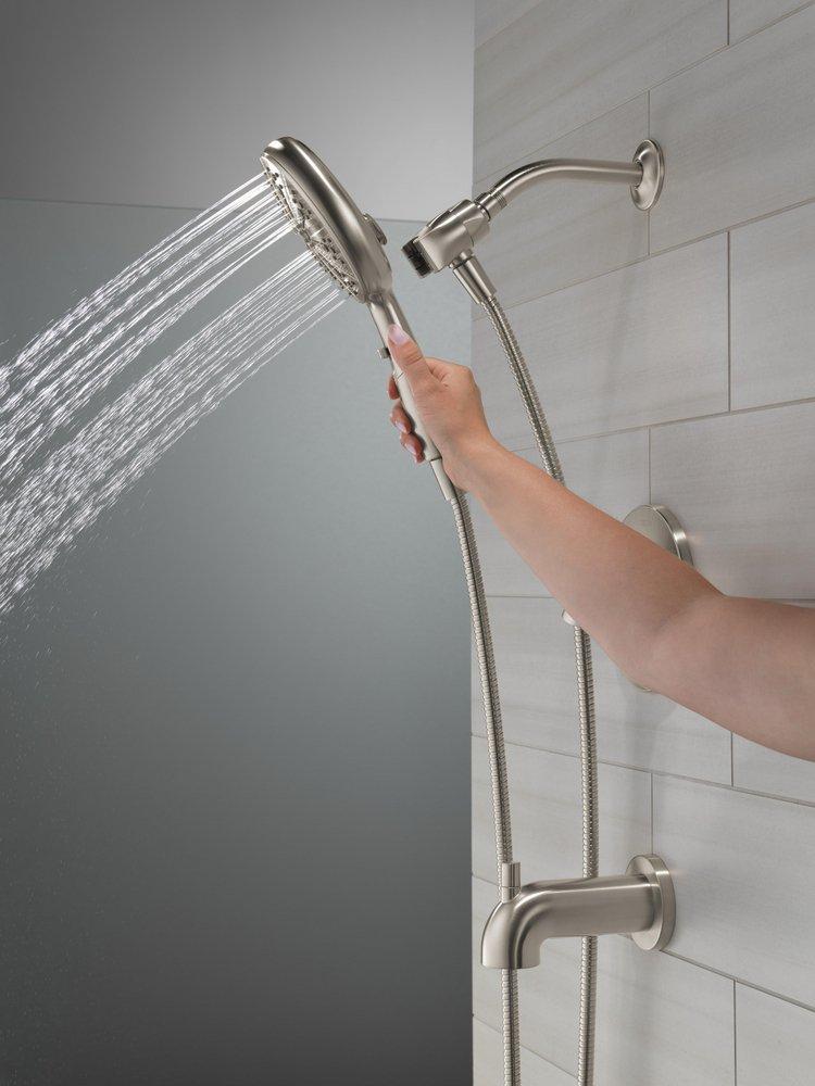 Delta Faucet Brilliance Stainless Single Handle Multi Function Bathtub & Shower Faucet 