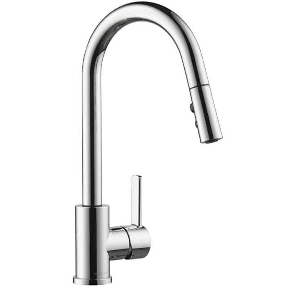 Single Handle Pull Down Kitchen Faucet in Chrome 